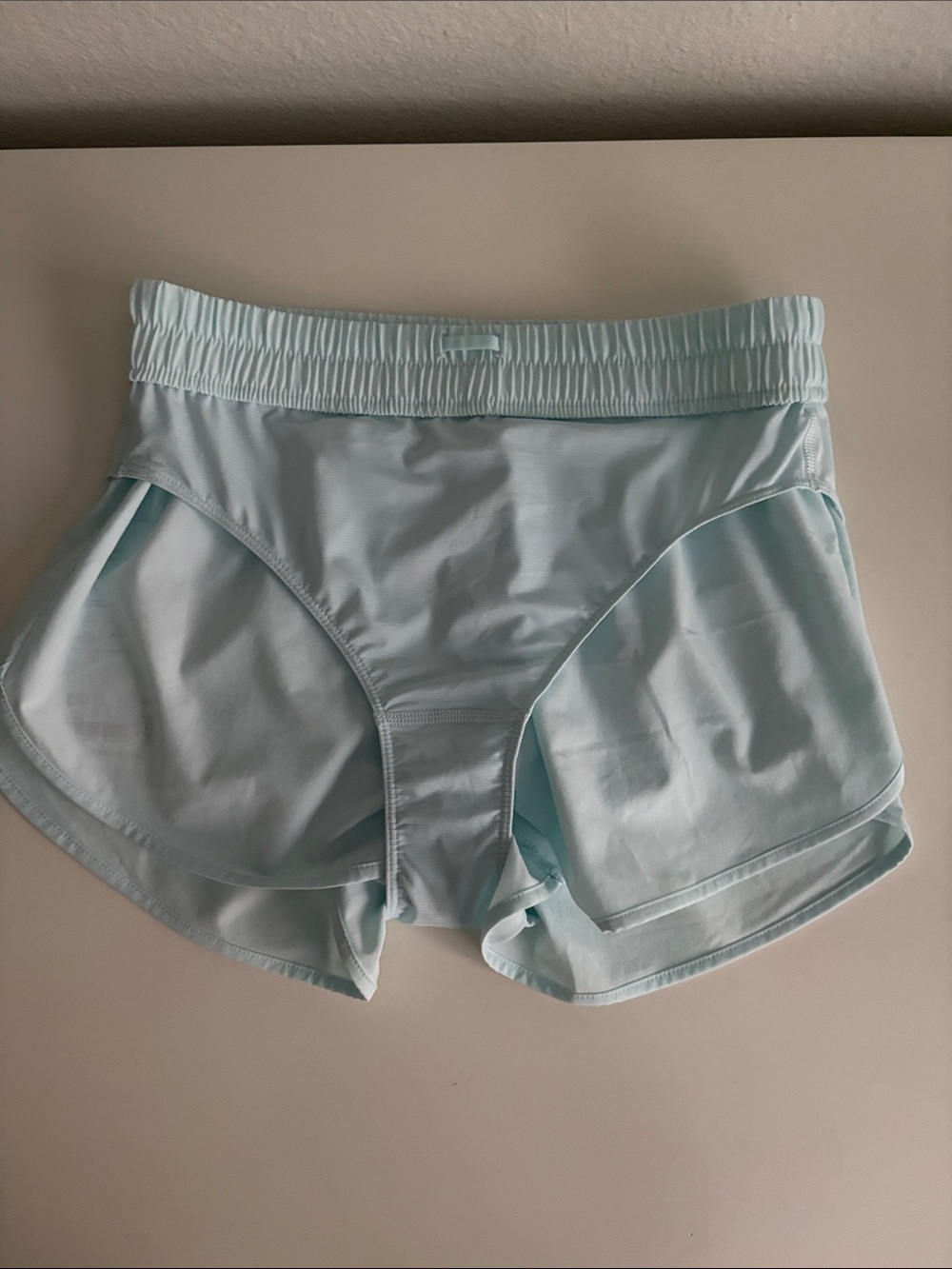 NWT Speedwork Mid Rise 2 1/2" Run Short - Sky - XXS - Picture 9 of 11